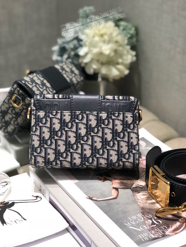 Dior女包 迪奧30 Montaigne Mini Box老花刺繡蒙田包 Dior肩背斜挎包  dfk1758